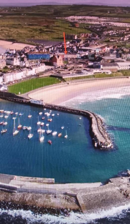 2 Bed Flat Right In Centre Of Portrush Town Apartment Ngoại thất bức ảnh