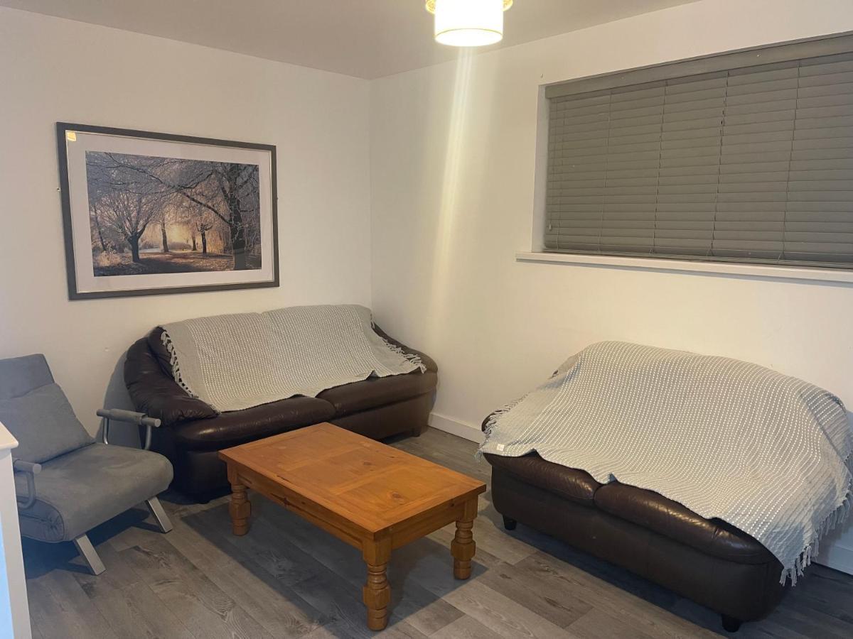 2 Bed Flat Right In Centre Of Portrush Town Apartment Ngoại thất bức ảnh